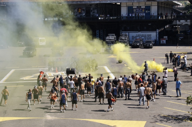 Yellow for tear gas
